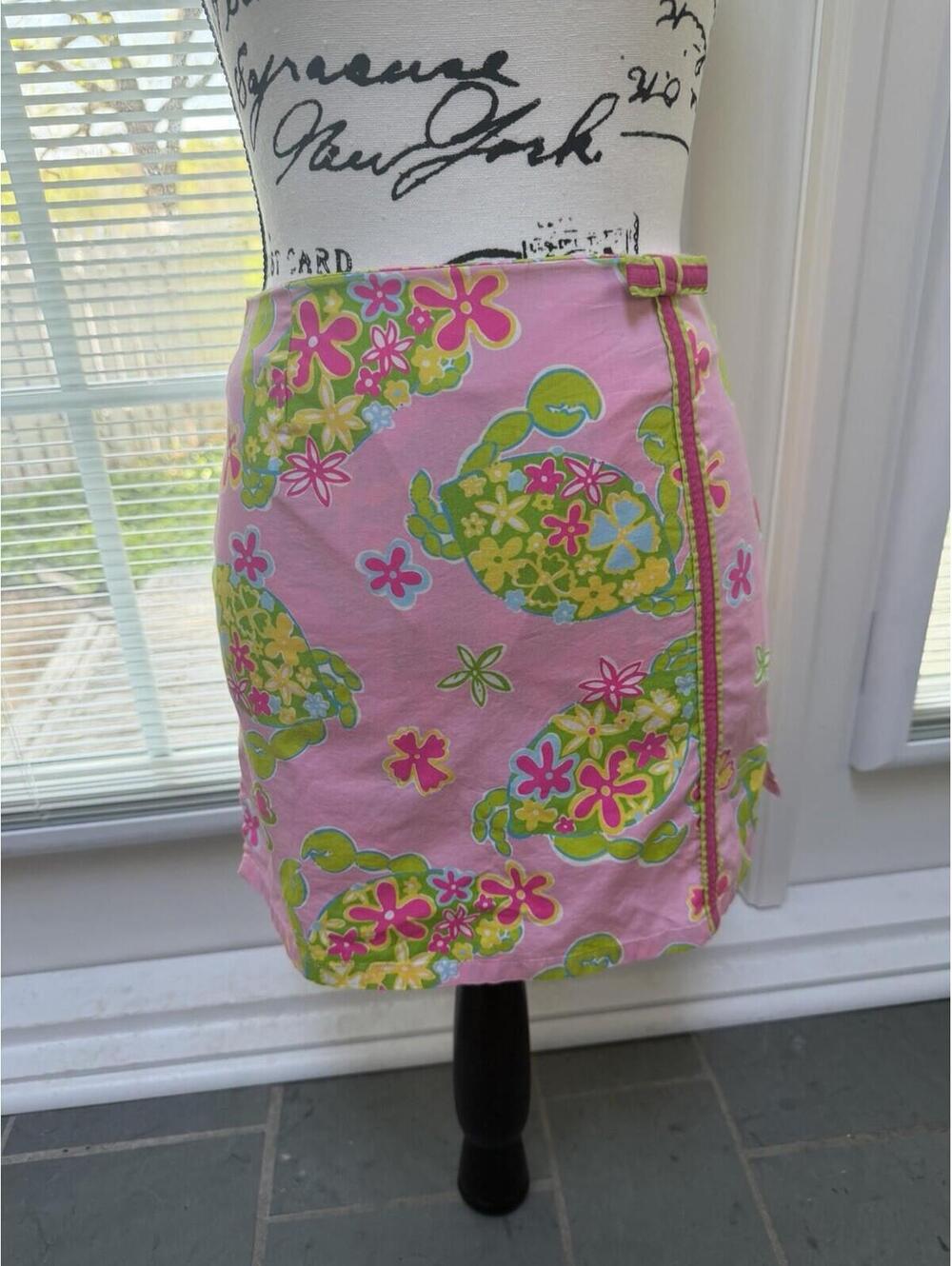 Lilly Pulitzer White Label Pink Turtle Skort! Size 0. EUC